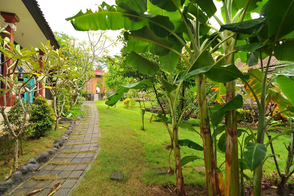 Kandava Villa Jimbaran  Exterior photo