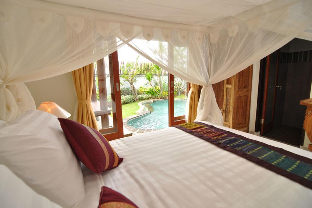 Kandava Villa Jimbaran  Exterior photo